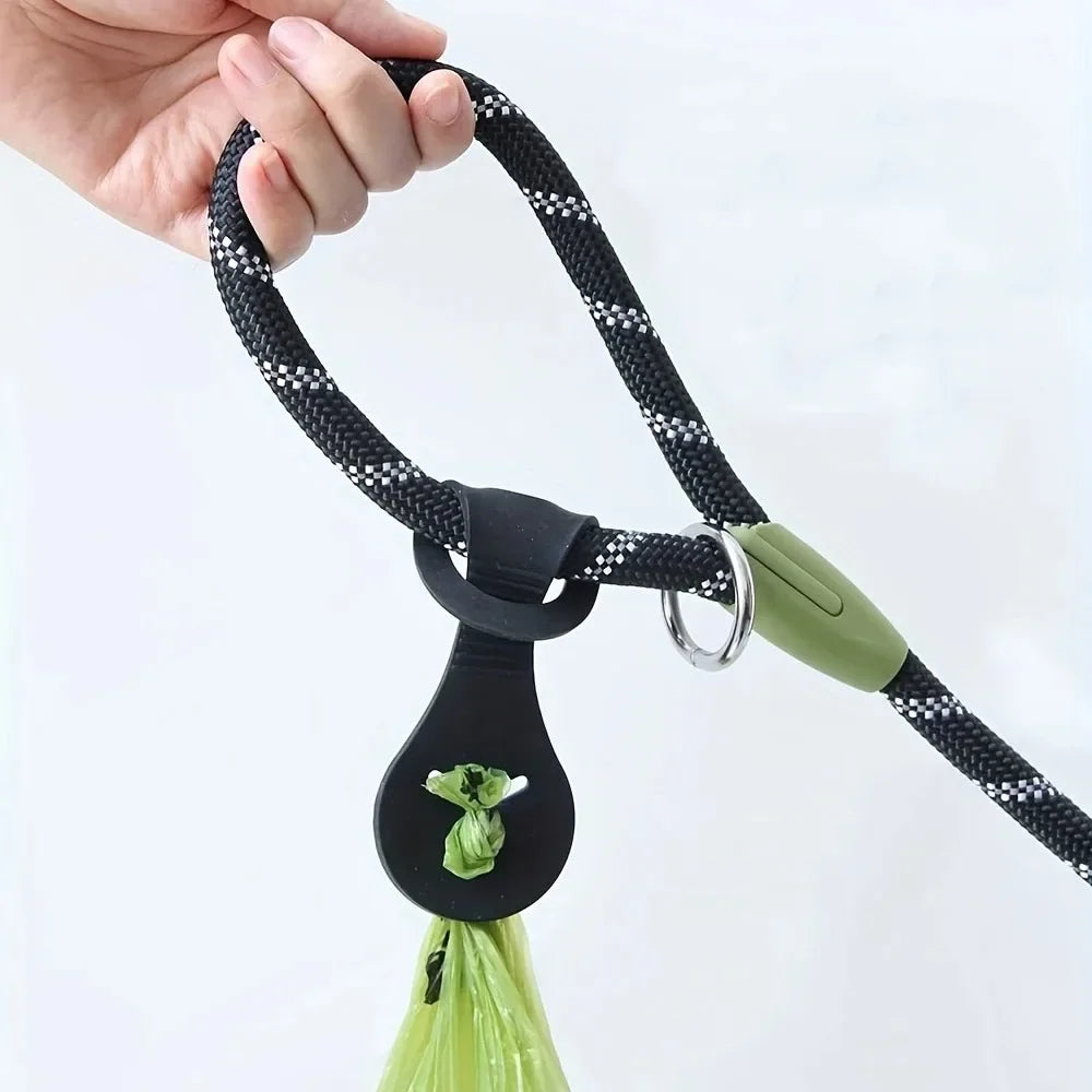 Porta-Sacchetti Igienici in Silicone per Cani - Clip per Guinzaglio